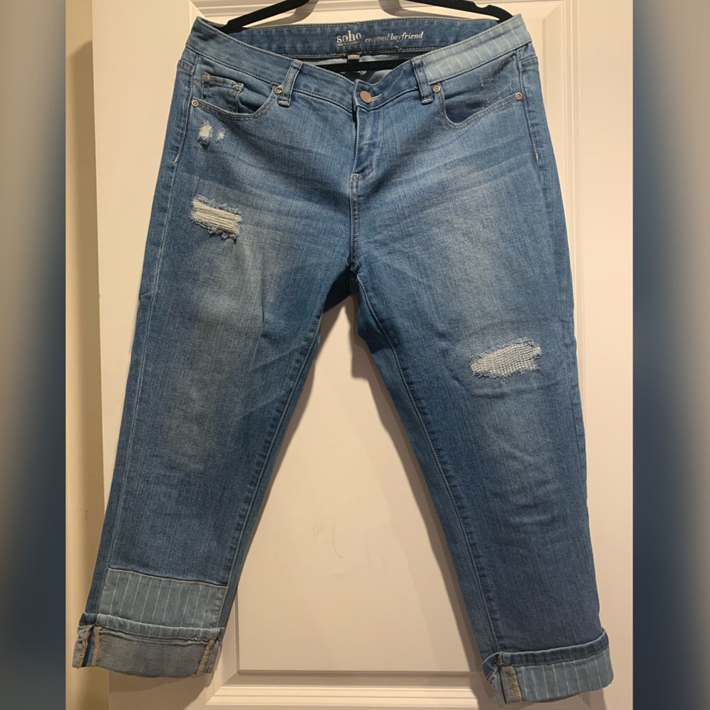 Distressed Cropped Boyfriend Jeans
